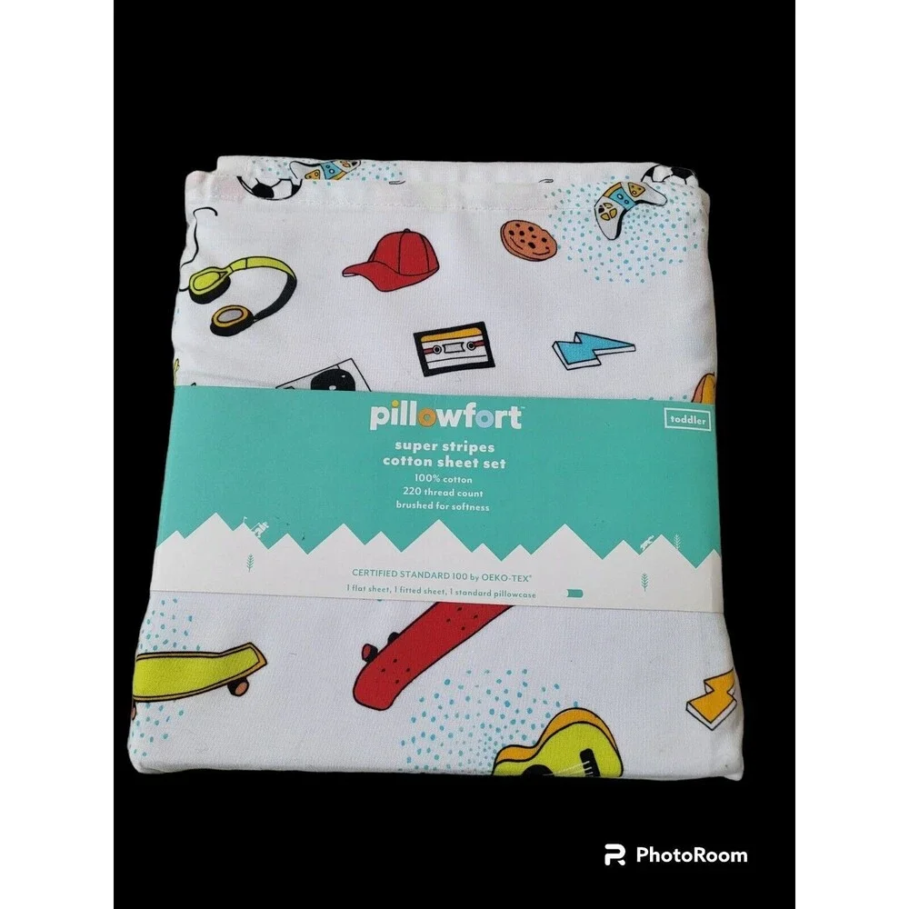 Pillowfort Toddler Boys Robot Sports Cotton 3PC  Sheet Set NEW